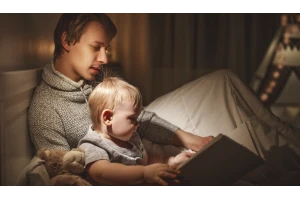 Польза чтения перед сном для детей